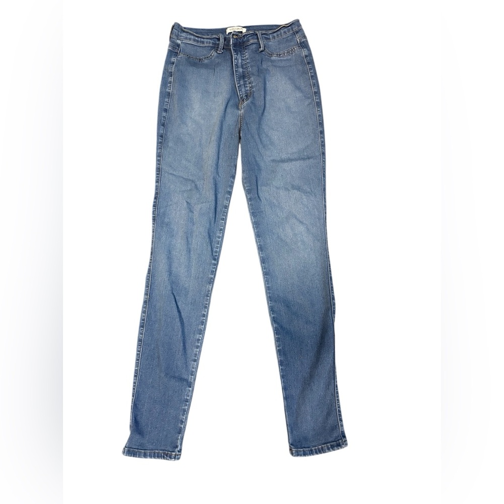 Vibrant M.I.U Women’s Skinny Jeans – Size 13 (W30‎